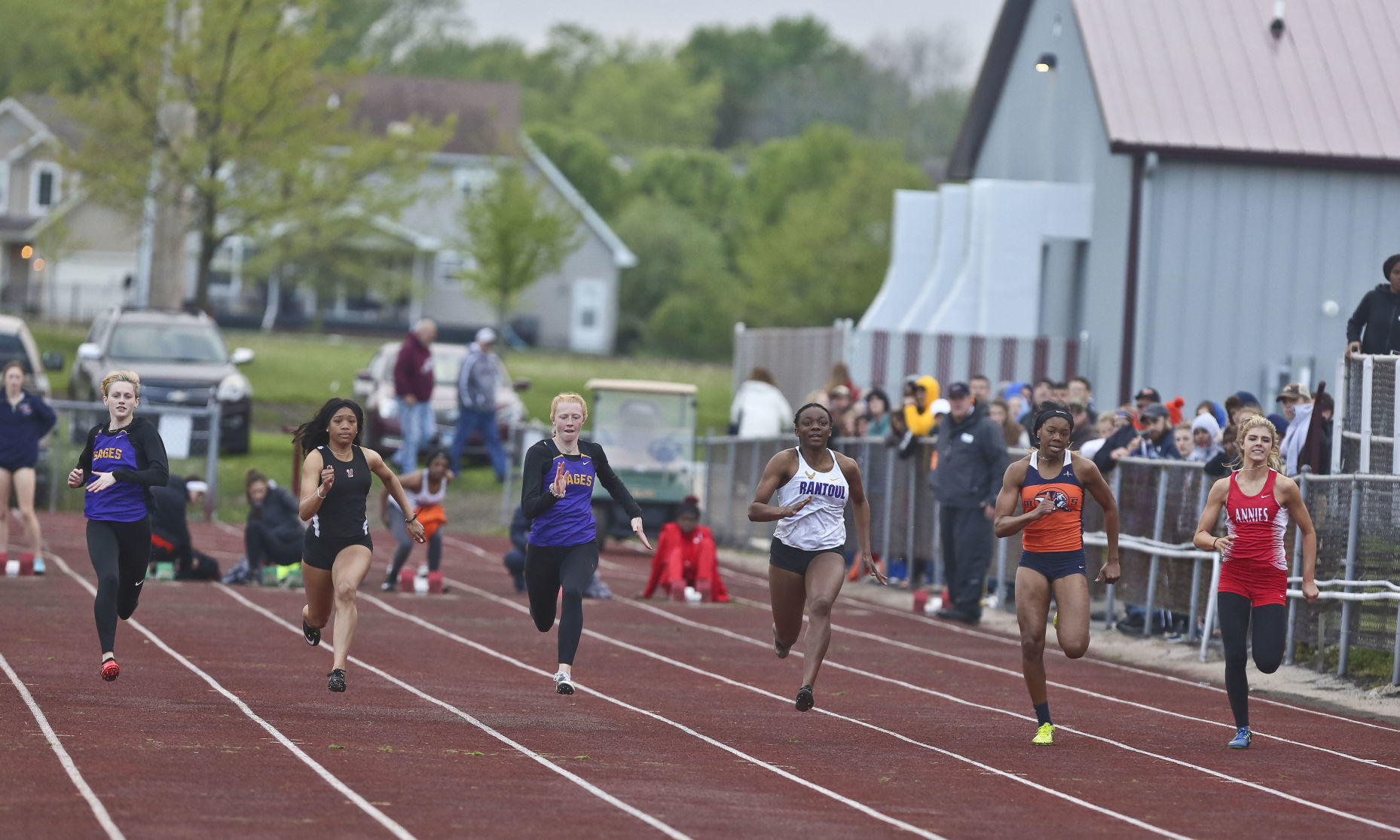 Class 2A Tolono Sectional 68 5.09.19.JPG
